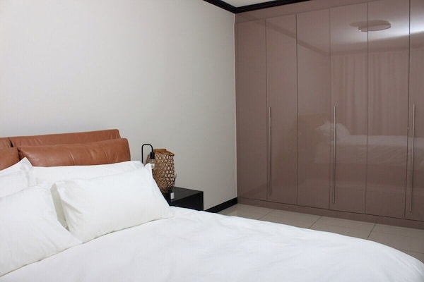 The Cozy Maison - Centurion