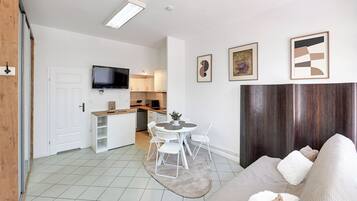 Studio | Iron/ironing board, free WiFi