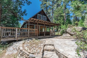 Exterior - Harmony Hideaway | Hammocks + Creek Sounds (Shaver Lake)
