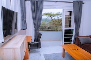 Phòng Suite Deluxe, ban công, quang cảnh công viên | Khu phòng khách