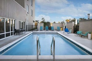 Pool - Near Gulf Coast Town Center | Pool, Free Breakfast + Kitchen (Fort Myers)