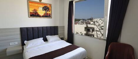 Deluxe Double Room | Free WiFi