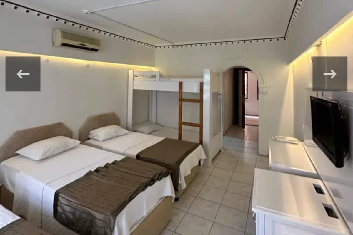 Standard Quadruple Room, Balcony, Sea View