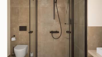 Suite (barrierefrei) | Badezimmer | Dusche, umweltfreundliche Kosmetikartikel, Haartrockner, Handtücher