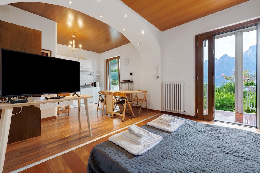 Apartment 'Bilocale Ulrica' Mit Privater Terrasse Und Wlan - Nago-Torbole