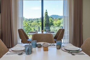 Dining - Lima Riverview Suites (Ponte de Lima)