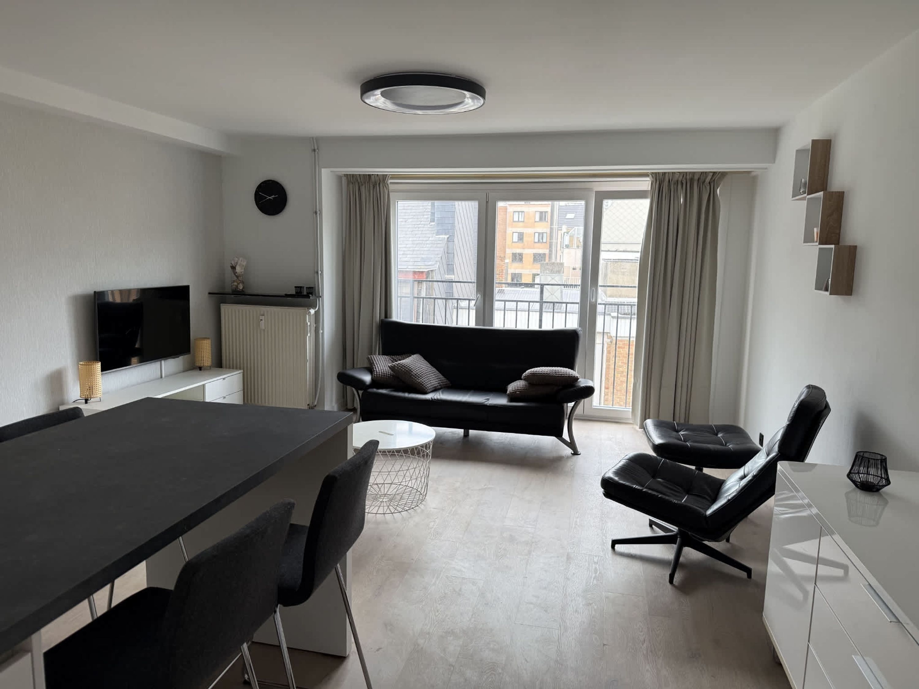 2 bedrooms, Internet