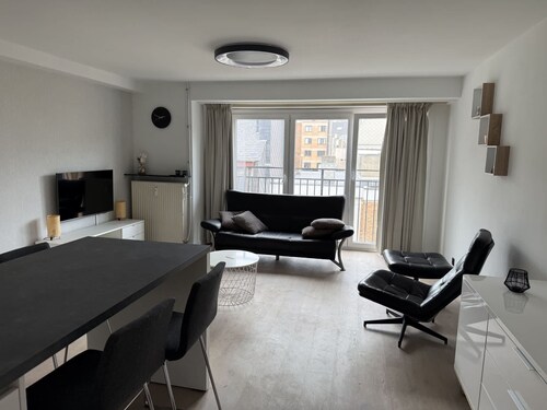 2 Bedrooms Familyfriendly Center Ostend