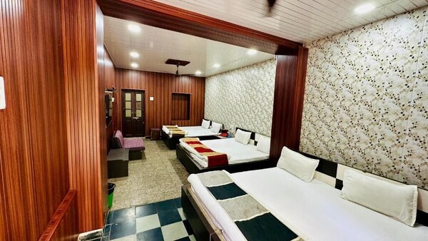 Hotel Swastik - Mount Abu