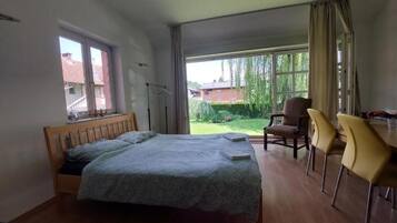Deluxe Quadruple Room, Garden View