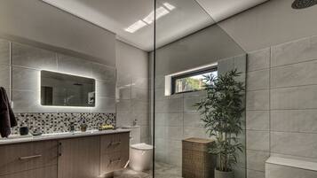 Jetted bath, hair dryer, towels, soap