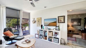 Unclassified image, 3 of 24, button - Deluxe Beachside Cottage with Access to Venus Bay's Sandy Beaches in Victoria, Australia (Venus Bay)