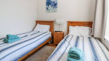 3 bedrooms, individually decorated, individually furnished, free WiFi