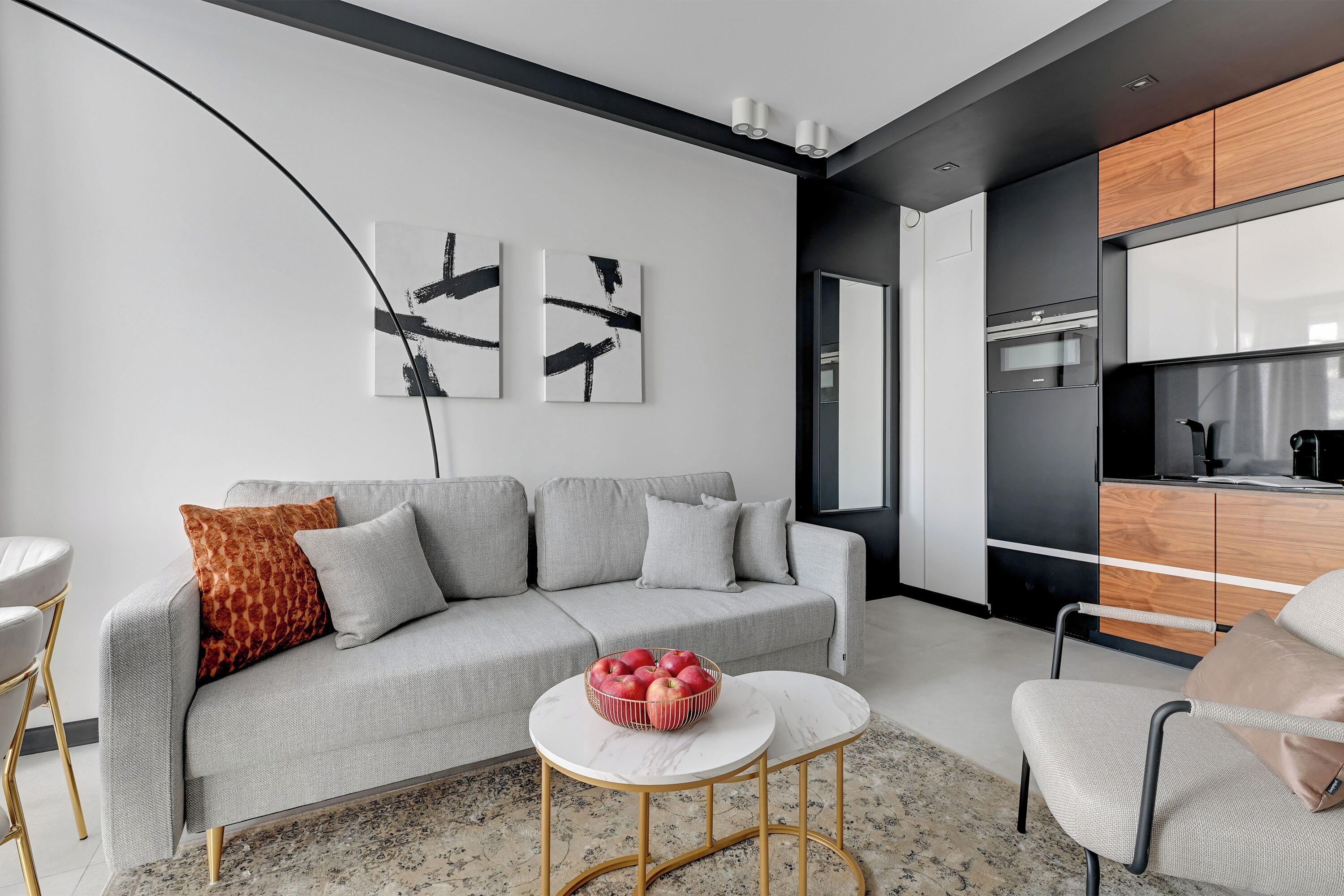 Apartamento luxo, sacada, vista para o pátio | Área de estar