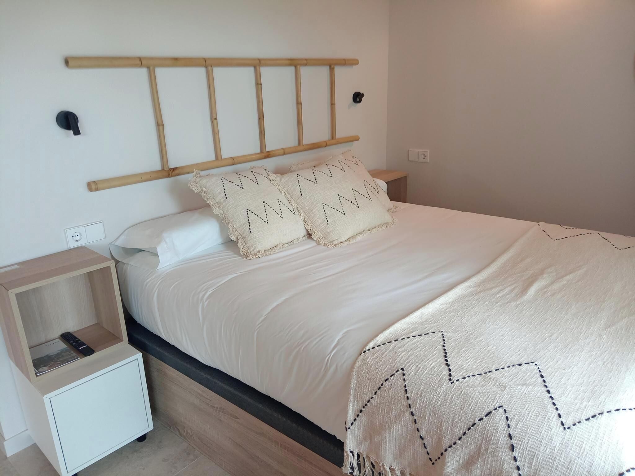 Casa de campo, vistas a la montaña | Cortinas opacas, sistema de insonorización, wifi gratis y ropa de cama