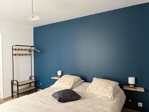 1 bedroom, WiFi, bed sheets - L'Opaline - On the banks of the Seine near Giverny (Vernon)