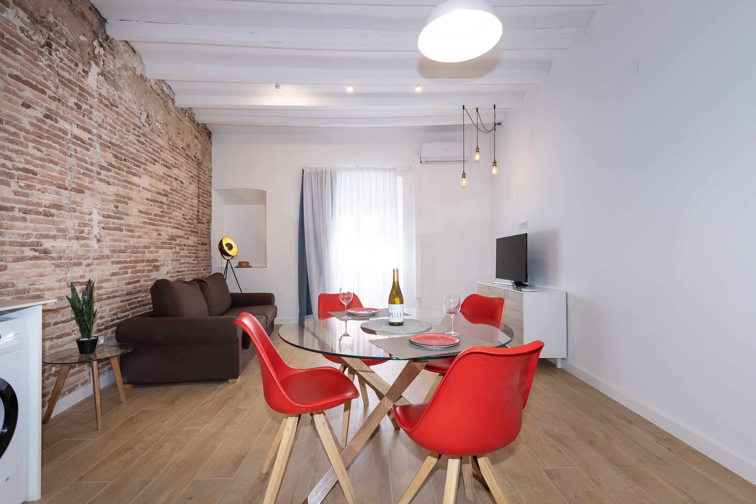 House | 1 bedroom
