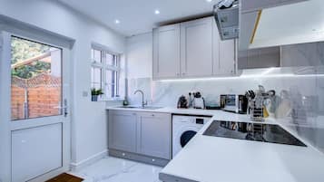 House | 3 bedrooms, Internet