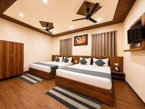 Room - Guru Kirpa Stays & Dine (Haridwar)