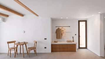 Executive Suite | Interior