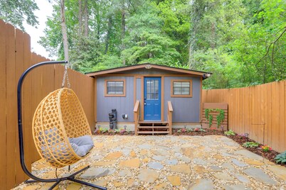 Retreat for Couples & Artists! Atlanta Tiny Home