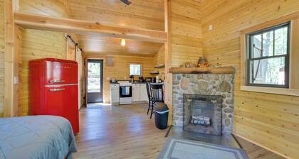 Nature Lover's Getaway: Studio by Pigeon River