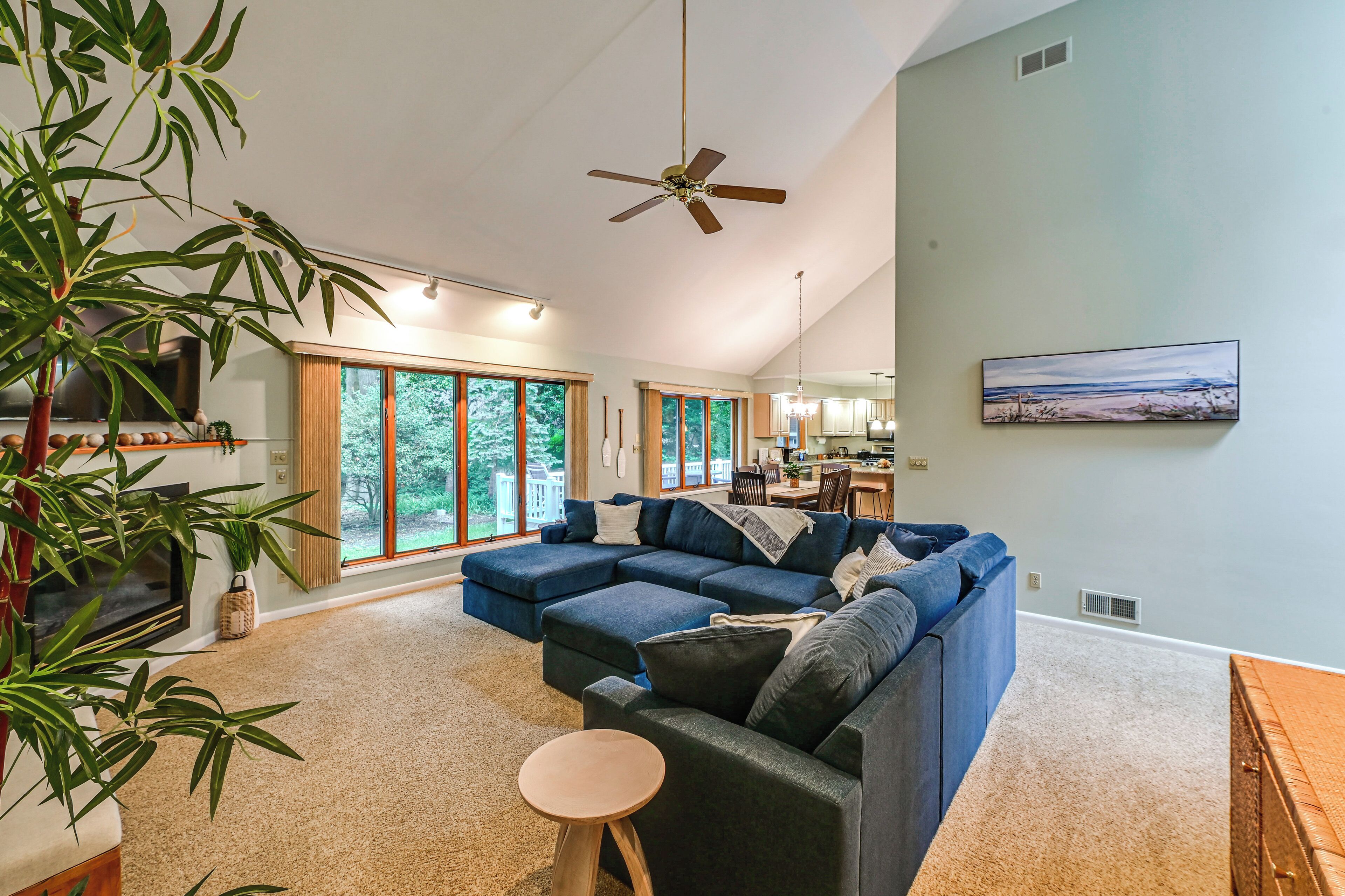 House (3 Bedrooms) | Interior