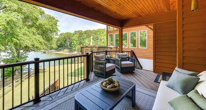 Hot Tub, Dock, Game Room! Stunning Lake Wylie Home