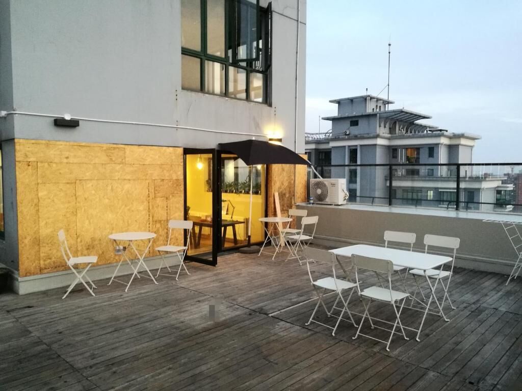 Apartment, Kitchen, City View | Outdoor dining