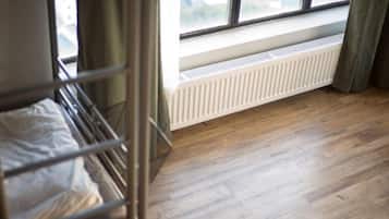 Standard Quadruple Room, 1 Large Twin Bed, Balcony, City View | Interior