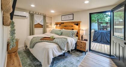 Hot Tub, Deck! Tiny Home Retreat By Kentucky Lake