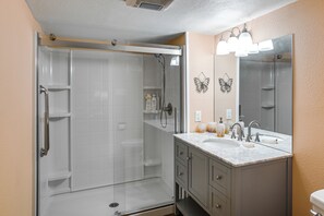Talo (3 Bedrooms) | Sisätilat