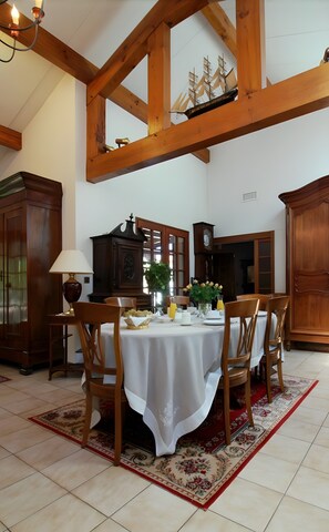Dineren