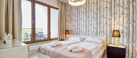Apartment, 1 Bedroom | Iron/ironing board, free WiFi