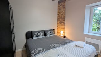 Wifi gratis y ropa de cama
