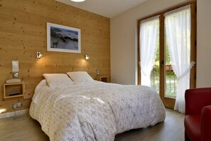 Double Room, Balcony - Le plein soleil (Vacheresse)