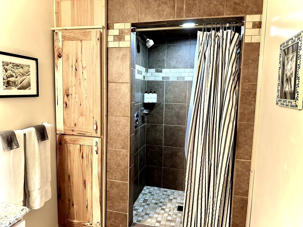 Hair dryer, towels