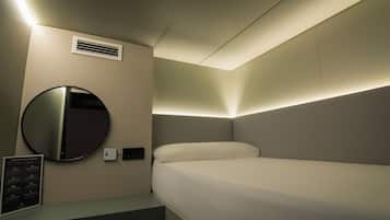Upper Private Capsule | Laptopgeeigneter Arbeitsplatz, kostenloses WLAN, Bettwäsche