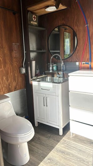 Towels - Incredible Modern Tented Cabin with Tiny Deck Surrounded by Nature in California (Fallbrook)