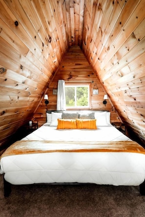 2 bedrooms, WiFi, bed sheets - Amazing A-Frame with ATV on a Private Retreat for an Unforgettable Escape in the Catskills near Roscoe, New York (Roscoe)