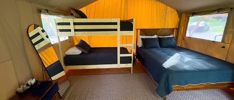 1 bedroom, WiFi, bed sheets