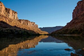 Unclassified image, 4 of 18, button - Modern Cabin Incredible to Create New Memories in Utah (Moab)