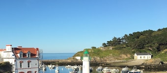 Apartment COTE MER, view of Sauzon harbour, Belle-Ile-en-Mer