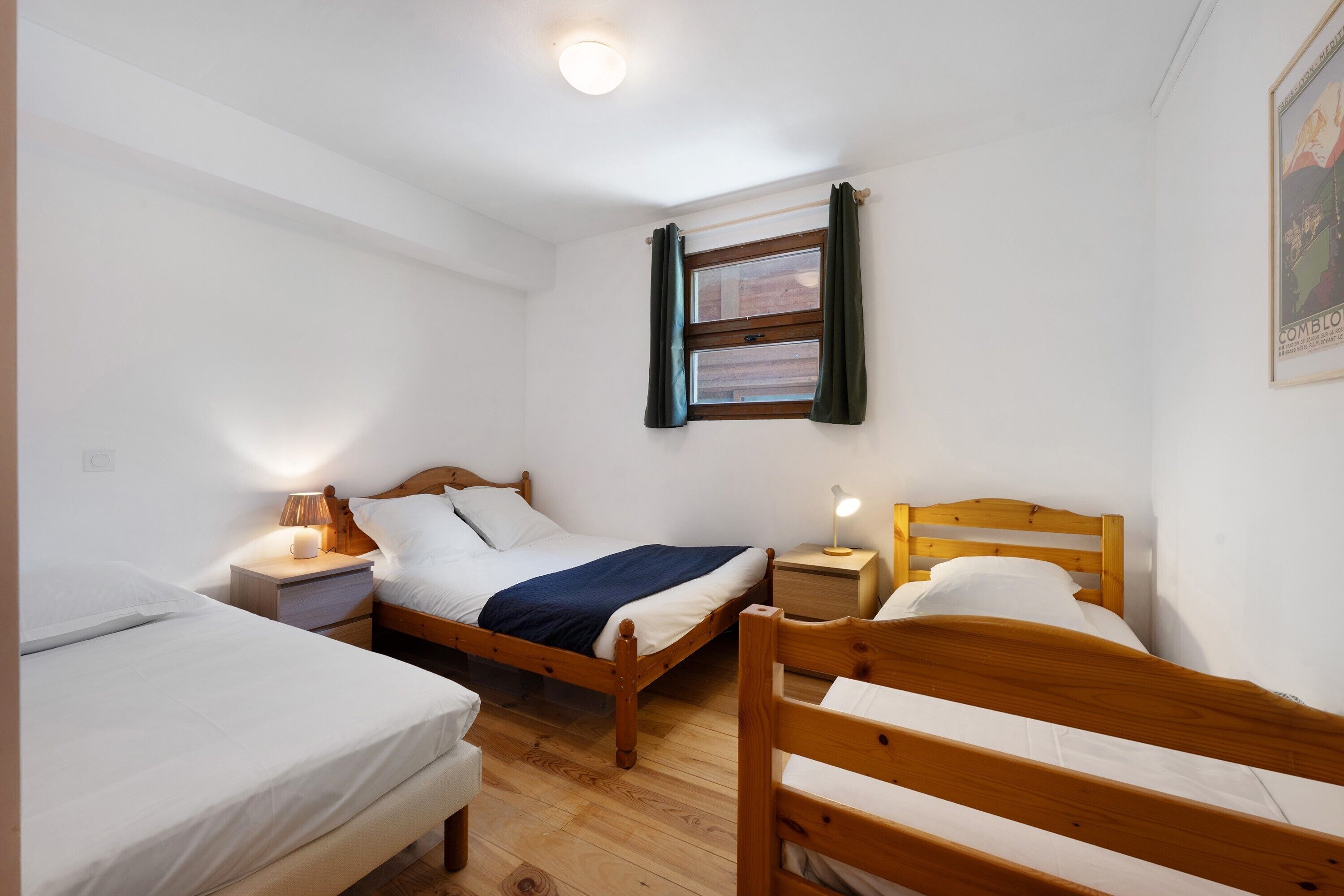 6 bedrooms, iron/ironing board, WiFi