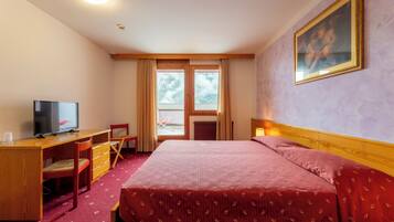 Classic Twin Room, Balcony, Mountain View