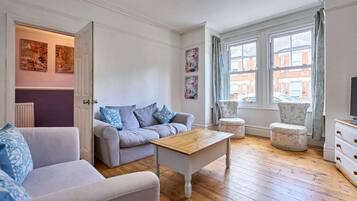 House | 4 bedrooms, Internet