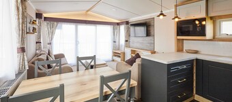 Host Stay Tommy s Lodge