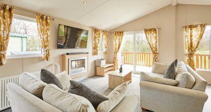 Host Stay Hoganwoods Lodge
