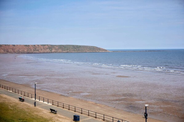 House - Host Stay The Beach (Filey)