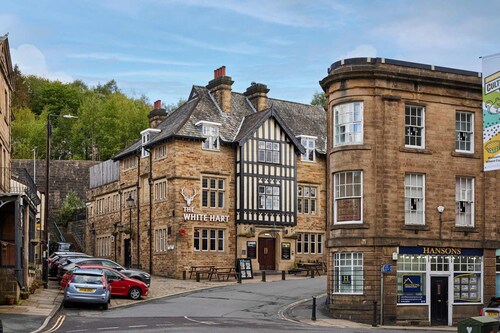 Host Stay Lower Cross Lee Cottage